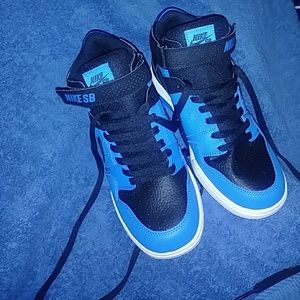 New Black/Blue/White Nike sneakers